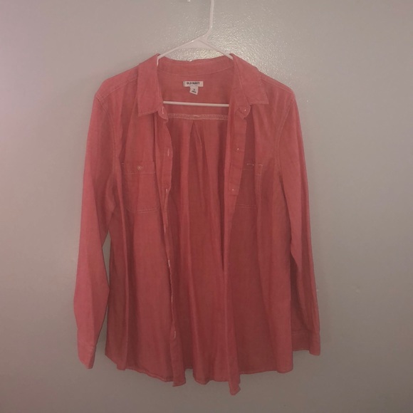 Button up. - Picture 1 of 1